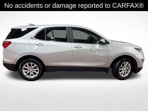 Used 2021 Chevrolet Equinox LT w/ Driver Convenience Package image 3