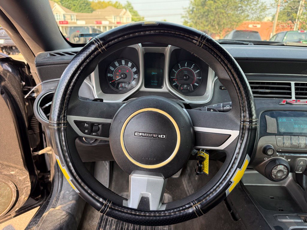 Used 2010 Chevrolet Camaro LT RWD image 14