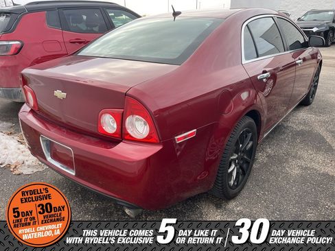 Used 2009 Chevrolet Malibu LTZ w/ HFV6 Engine Package image 2