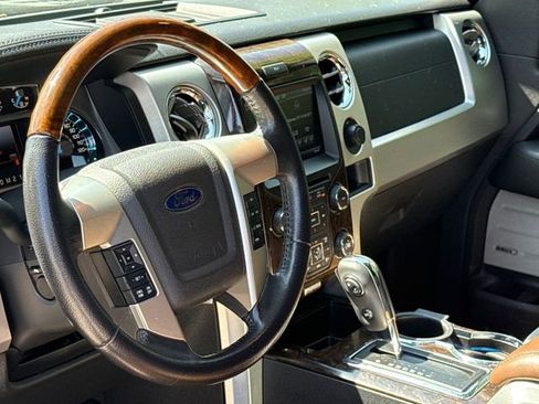 Used 2013 Ford F150 Platinum image 18