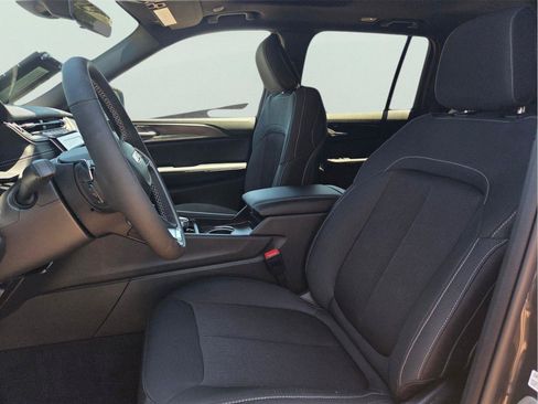 New 2026 Jeep Grand Cherokee Laredo X RWD image 11