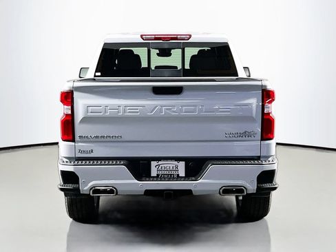 New 2026 Chevrolet Silverado 1500 High Country AWD/4WD image 6