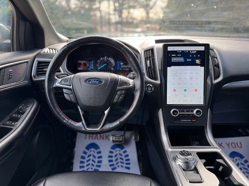 Used 2022 Ford Edge ST-Line image 13
