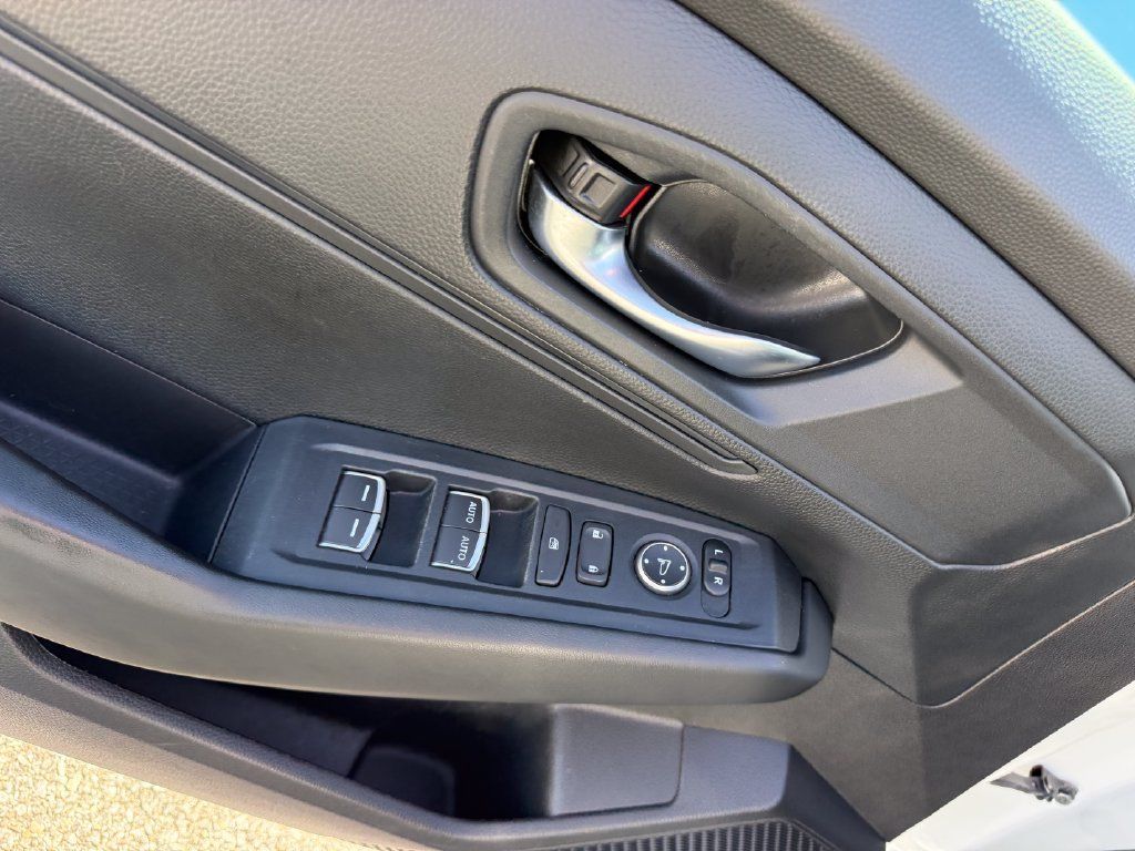 Used 2025 Honda Accord LX image 6