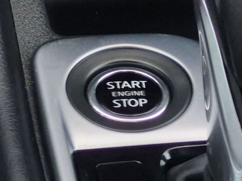 Used 2025 Nissan Sentra SR w/ SR Premium Package FWD image 16
