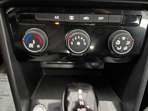Used 2025 Volkswagen Taos S FWD image 11