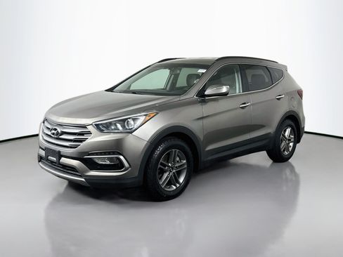 Used 2017 Hyundai Santa Fe Sport FWD image 4