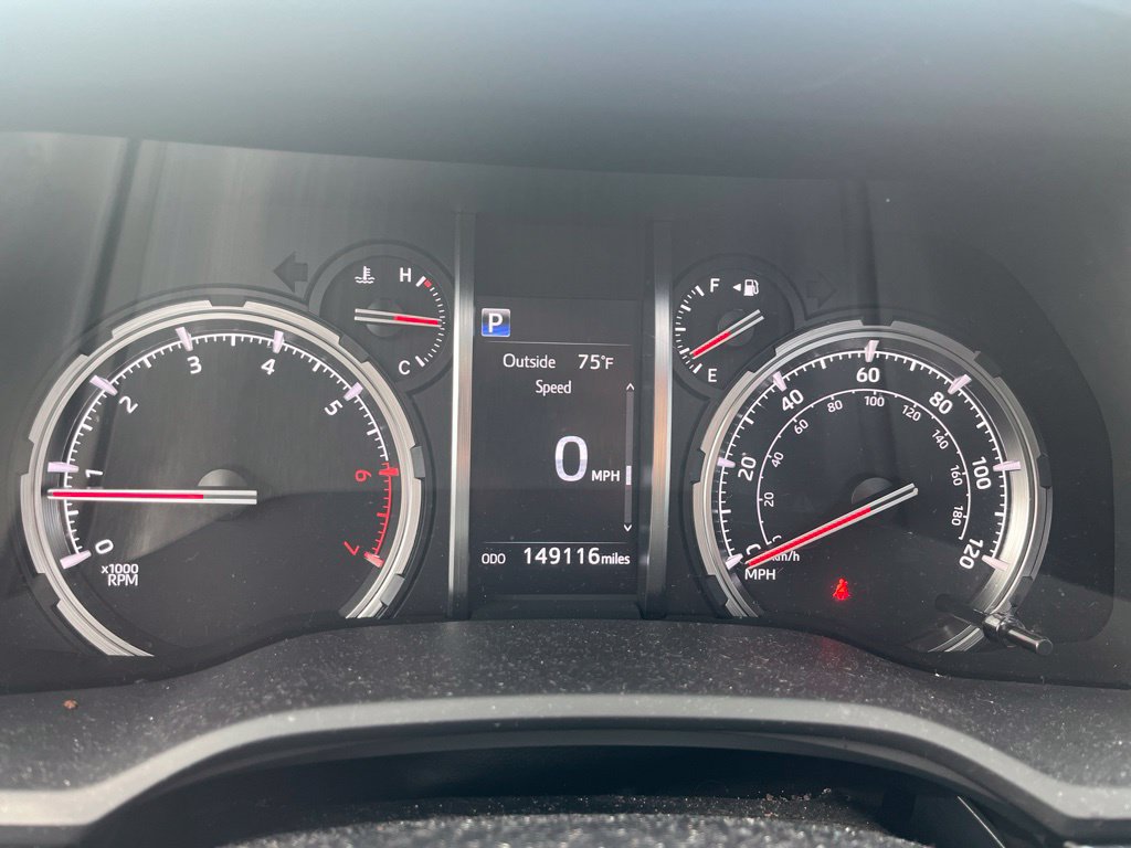 Used 2020 Toyota 4Runner Venture w/ Moonroof Package AWD/4WD image 7