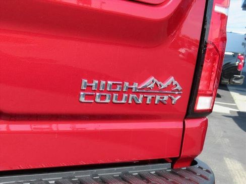 New 2026 Chevrolet Silverado 2500 High Country w/ High Country Premium Package image 9