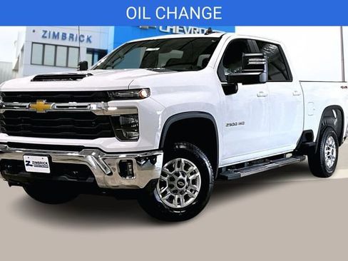 Certified 2025 Chevrolet Silverado 2500 LT w/ Convenience Package image 3