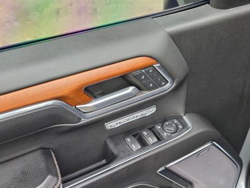 Certified 2023 GMC Sierra 1500 Denali image 12