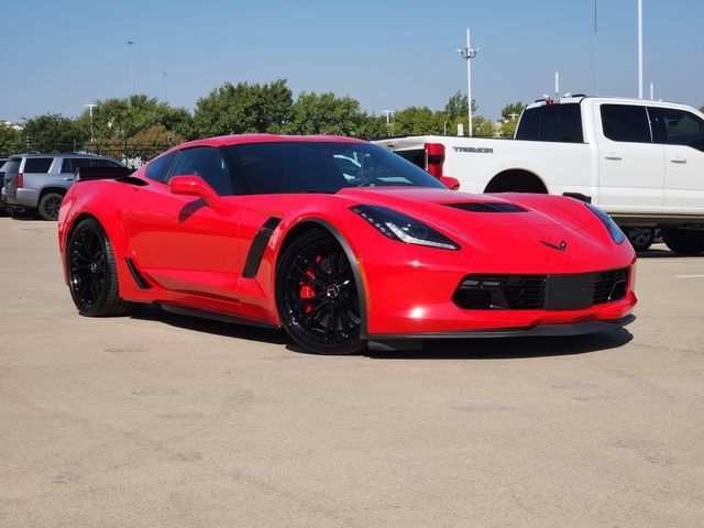 Used 2017 Chevrolet Corvette Z06 RWD image 2
