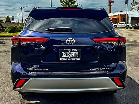 Used 2021 Toyota Highlander Platinum AWD/4WD image 6