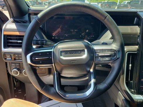Used 2025 GMC Yukon Denali AWD/4WD image 20