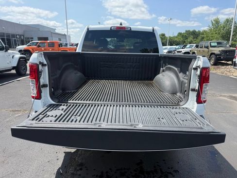 Used 2022 RAM 1500 Big Horn AWD/4WD image 49