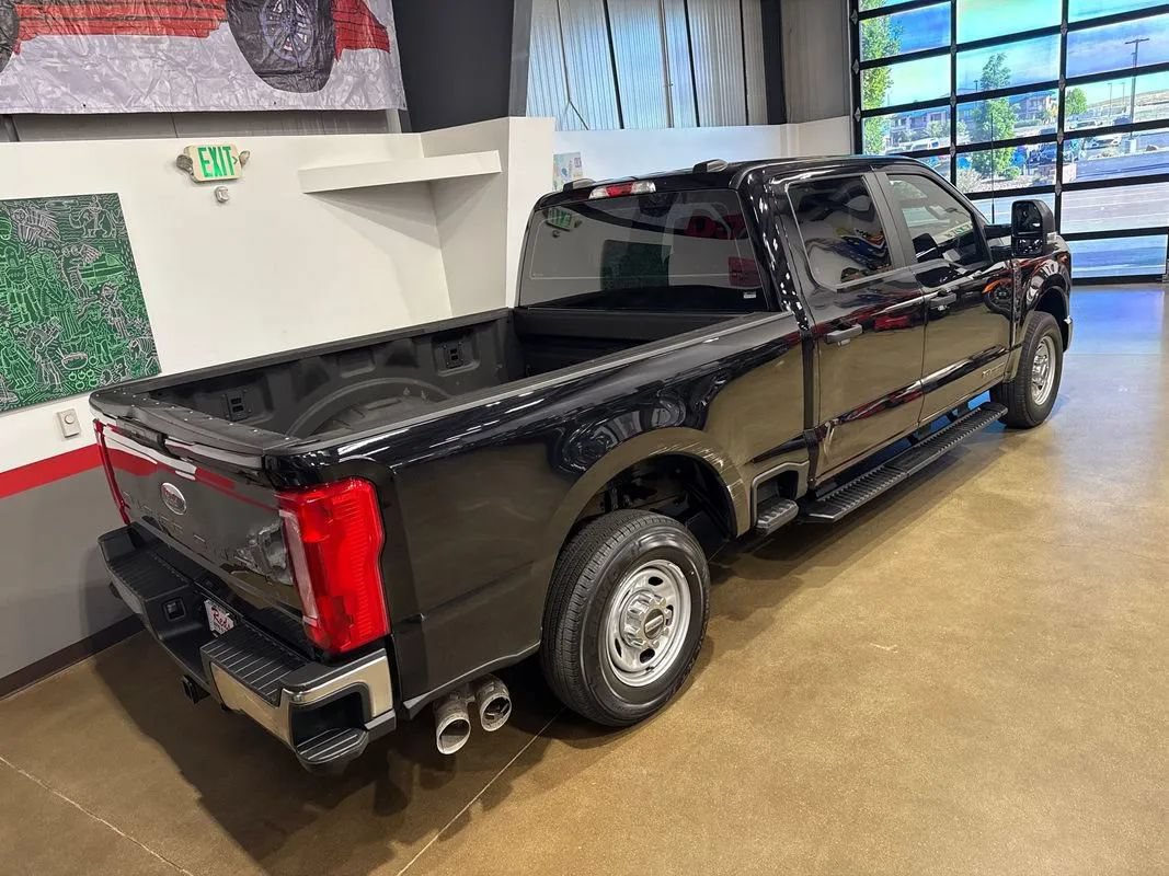 Used 2024 Ford F250 XL w/ XL Chrome Package RWD image 3
