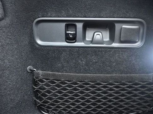 Used 2025 Mercedes-Benz AMG GT 43 image 23