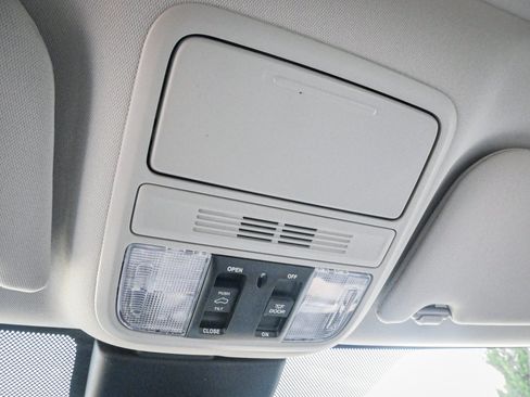 New 2026 Honda Odyssey EX-L image 24
