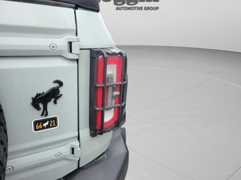 Used 2023 Ford Bronco Wildtrak image 13