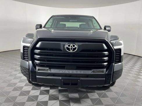 Used 2023 Toyota Tundra SR5 w/ SR5 Premium Package AWD/4WD image 5