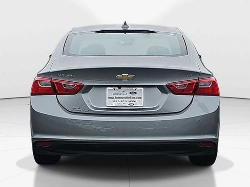 Used 2025 Chevrolet Malibu LT image 4
