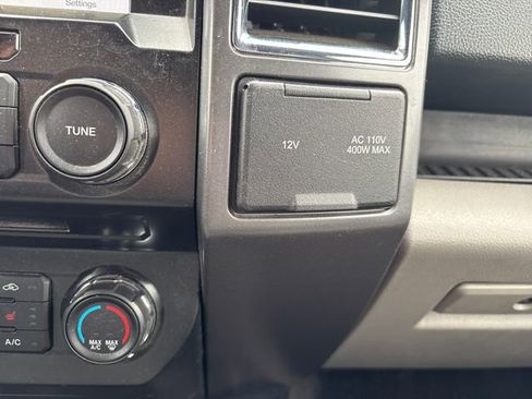 Used 2016 Ford F150 XLT w/ Equipment Group 302A Luxury image 31