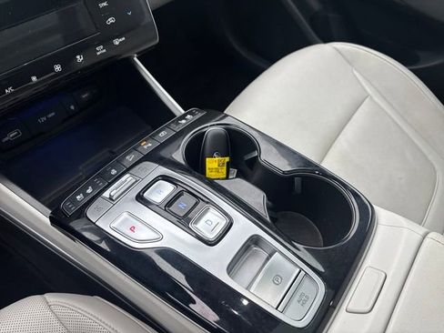 Certified 2022 Hyundai Tucson Limited image 25