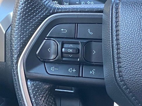 Used 2024 Toyota Tacoma TRD Off-Road image 10