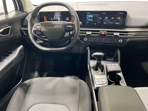 New 2026 Kia Sportage LX FWD image 10