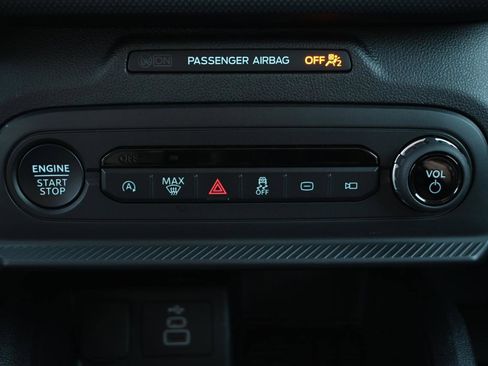 Used 2025 Ford Bronco Sport Big Bend w/ Convenience Package image 32