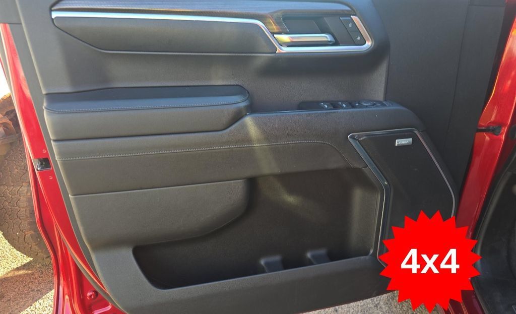 Used 2022 Chevrolet Silverado 1500 RST AWD/4WD image 38