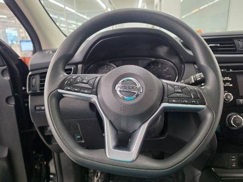 Used 2018 Nissan Rogue Sport S w/ S Appearance Package AWD/4WD image 10