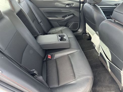 Used 2024 Nissan Altima 2.5 SR image 13