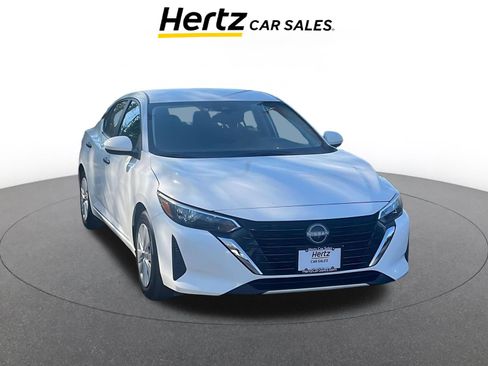 Used 2025 Nissan Sentra S image 1