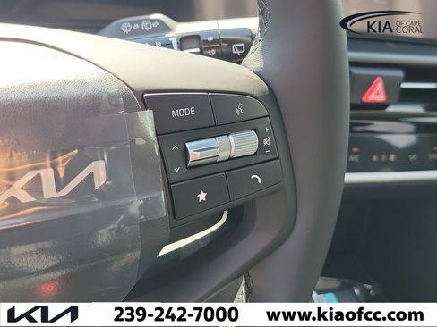 New 2027 Kia Sportage SX FWD image 27