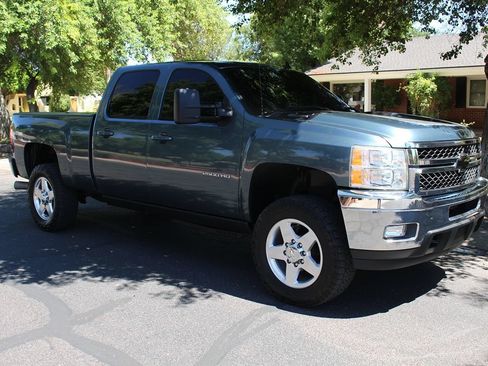 Used 2013 Chevrolet Silverado 2500 LTZ w/ LTZ Plus Package AWD/4WD image 35
