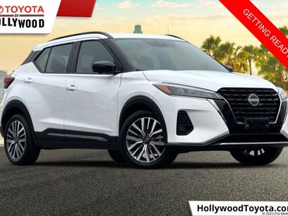 Used 2024 Nissan Kicks SR
