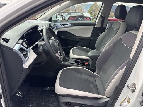 New 2026 Volkswagen Taos SE AWD/4WD image 7