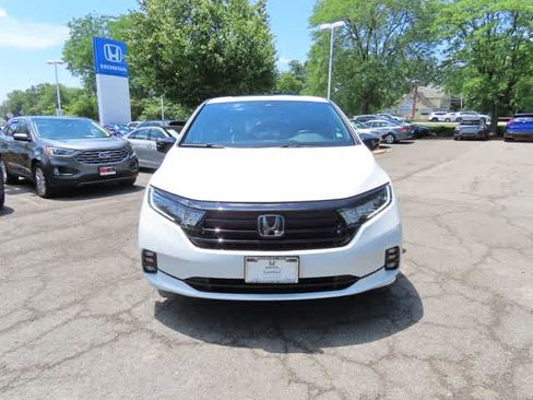 Used 2023 Honda Odyssey Sport image 6