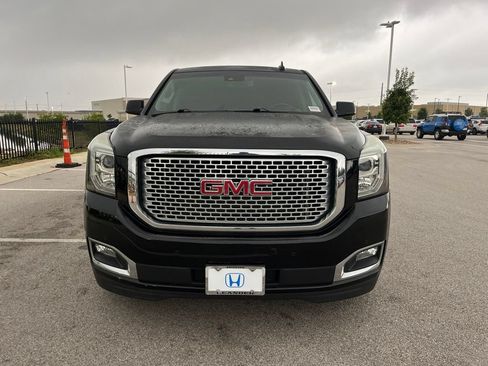 Used 2016 GMC Yukon Denali w/ Open Road Package AWD/4WD image 2