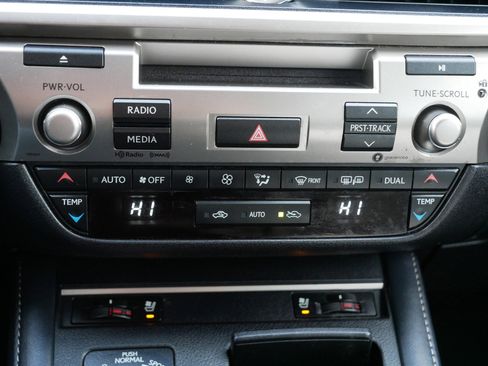 Used 2018 Lexus ES 350 w/ Premier Package image 23