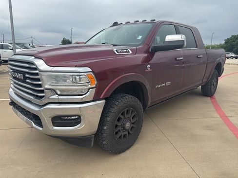 Used 2022 RAM 3500 Limited AWD/4WD image 3