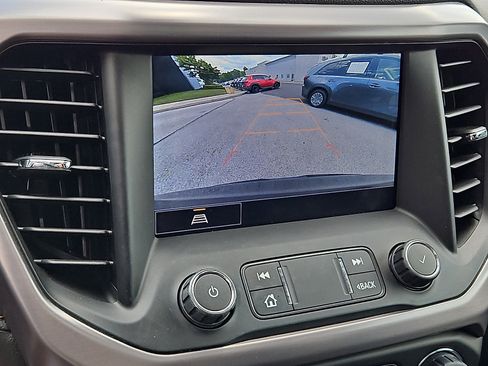 Used 2022 GMC Acadia AT4 AWD/4WD image 19