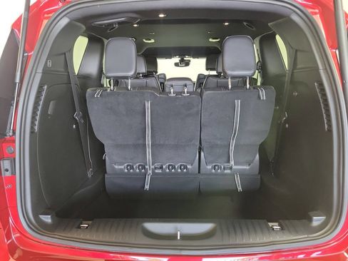 New 2026 Chrysler Pacifica Select FWD image 24