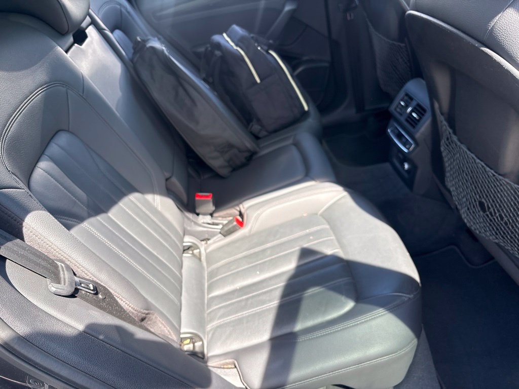 Used 2020 Audi Q5 e Premium Plus w/ Premium Plus Package AWD/4WD image 19