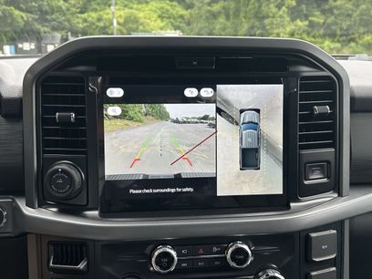 New 2025 Ford F150 XLT w/ Equipment Group 302A MID