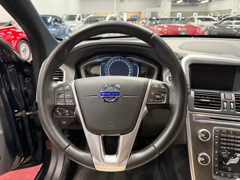 Used 2016 Volvo XC60 T5 Platinum FWD image 31