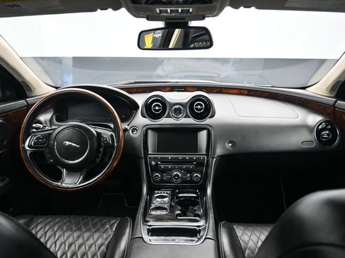 Used 2016 Jaguar XJ L Portfolio AWD/4WD image 44