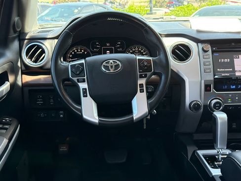Used 2018 Toyota Tundra Limited w/ Limited Premium Package AWD/4WD image 16
