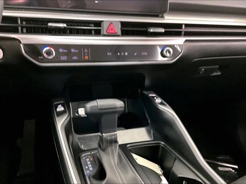 Certified 2026 Kia Sorento S AWD/4WD image 7